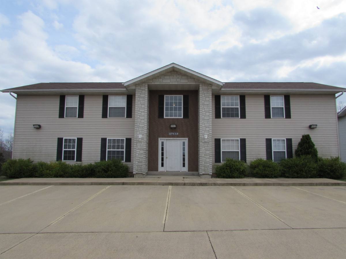 Apartment for rent at 22710 Hanley Lane, Saint Robert, MO 65584