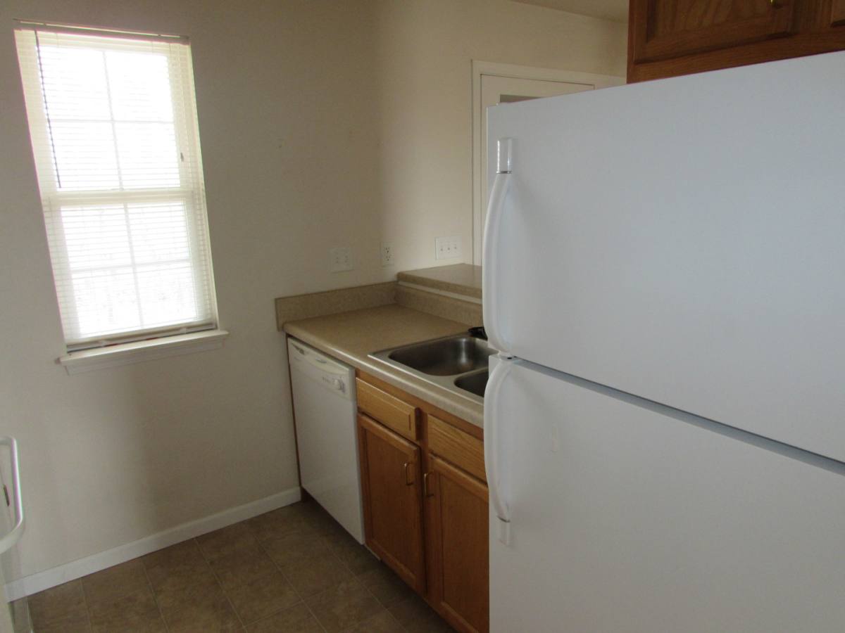 Apartment for rent at 22710 Hanley Lane, Saint Robert, MO 65584