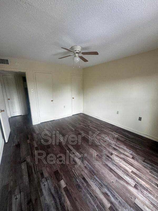 Apartment for rent at 114 Old Athens Pike #2F, Sweetwater, TN 37874