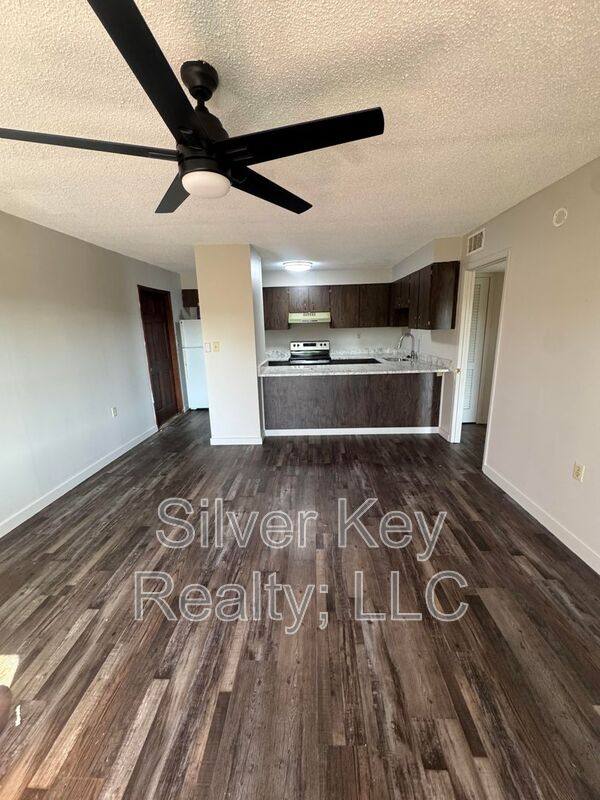 Apartment for rent at 114 Old Athens Pike #2F, Sweetwater, TN 37874