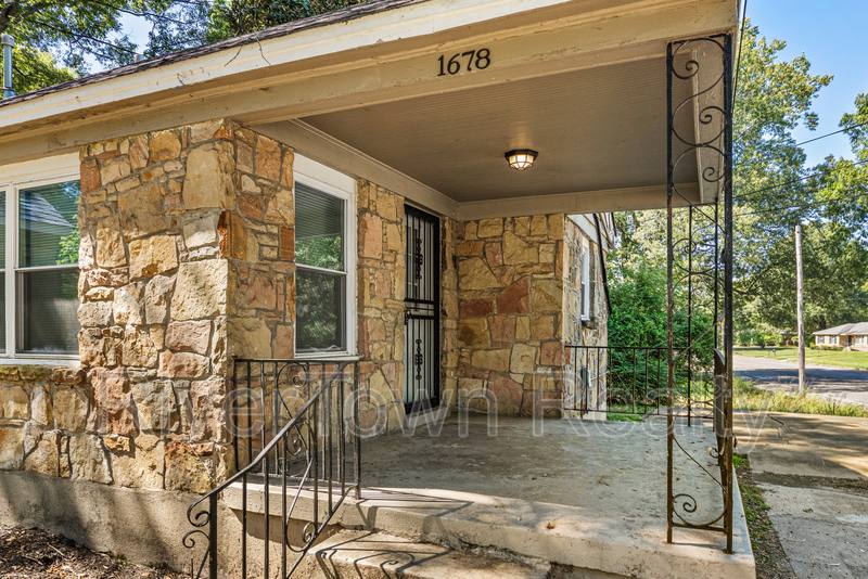 House for rent at 1678 Alta Vista Ave, Memphis, TN 38127