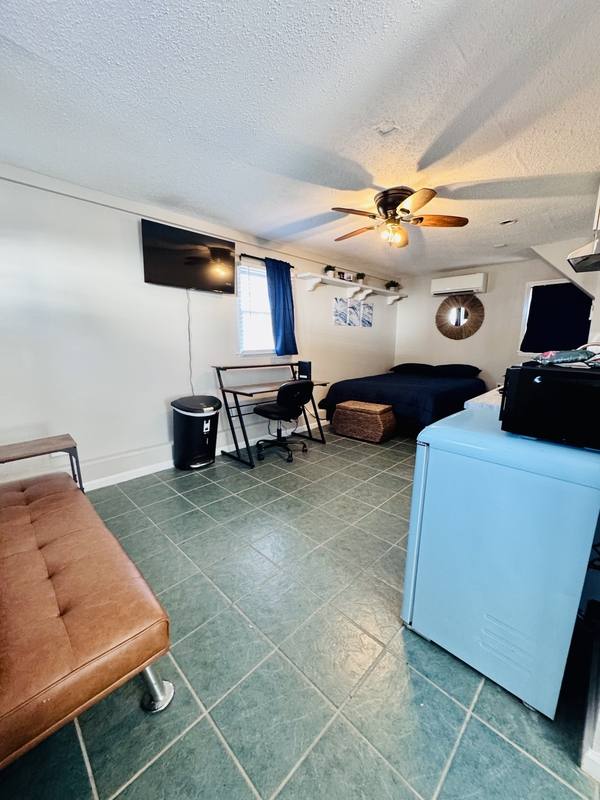 Apartment for rent at 1105 W Rock Spring Rd #B-APT, Greenville, NC 27858