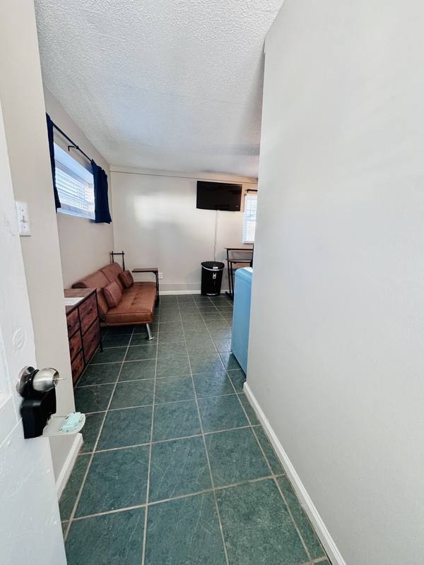 Apartment for rent at 1105 W Rock Spring Rd #B-APT, Greenville, NC 27858