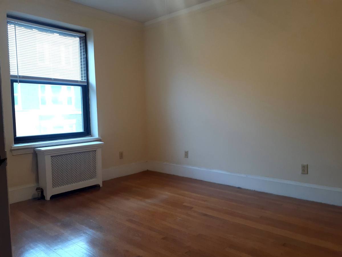 Apartment for rent at 218 Waterman St, Providence, RI 02906