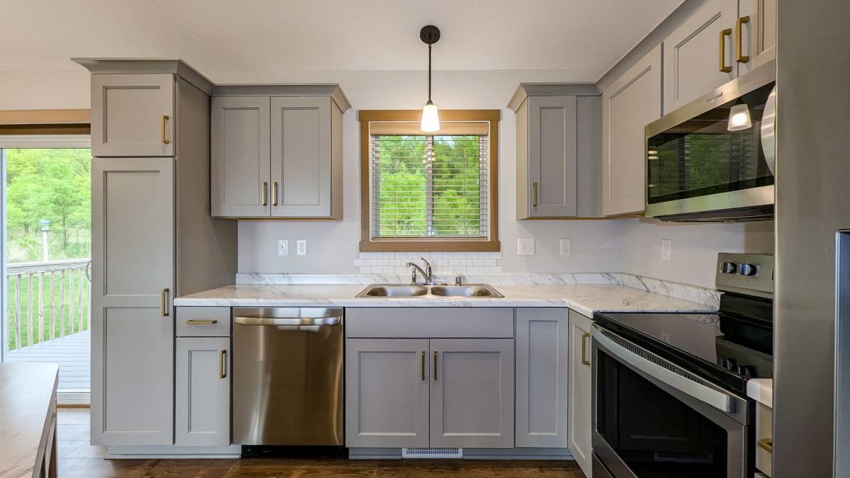 House for rent at 2201 Hadley Hills Dr NE, Rochester, MN 55906