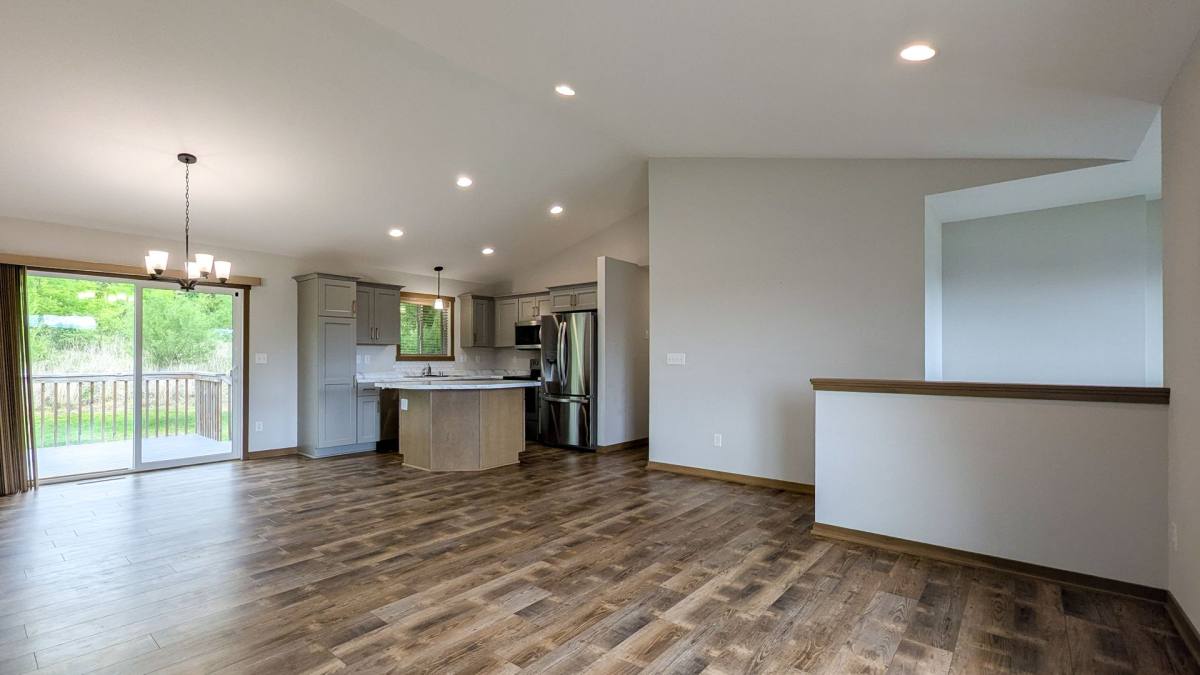 House for rent at 2201 Hadley Hills Dr NE, Rochester, MN 55906