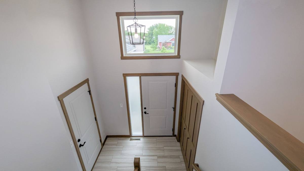 House for rent at 2201 Hadley Hills Dr NE, Rochester, MN 55906