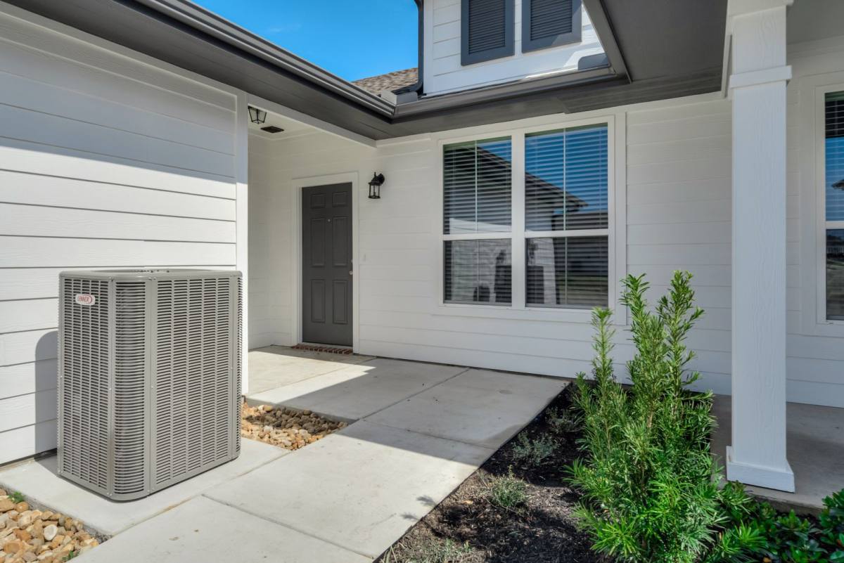 Townhouse for rent at 1129 Trellis Pass - Ash, Brenham, TX 77833