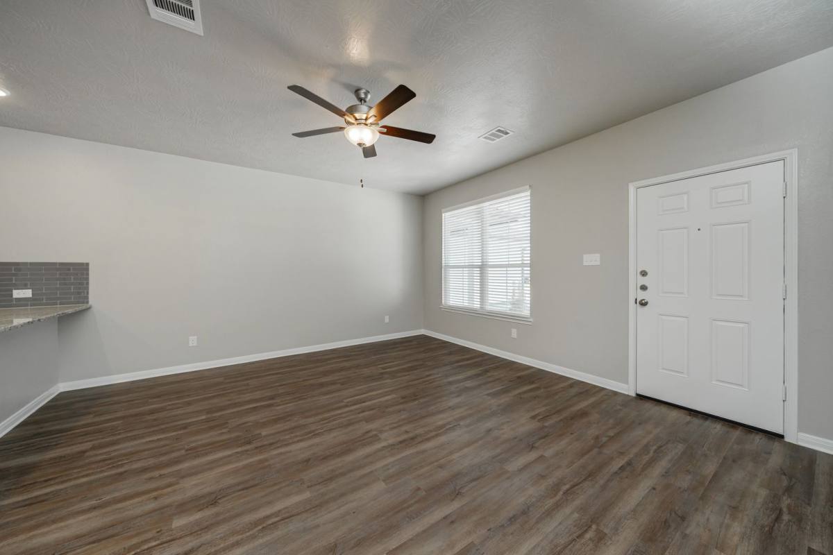 Townhouse for rent at 1129 Trellis Pass - Ash, Brenham, TX 77833