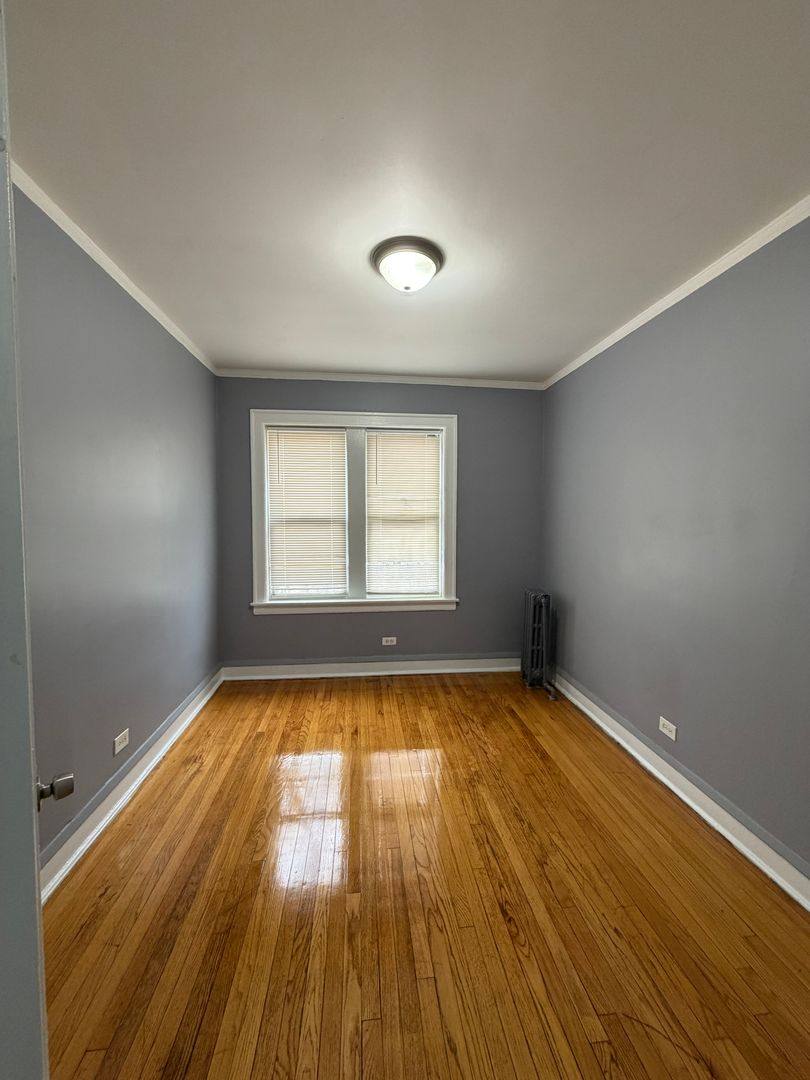 Apartment for rent at 7705 S Laflin St, Chicago, IL 60620