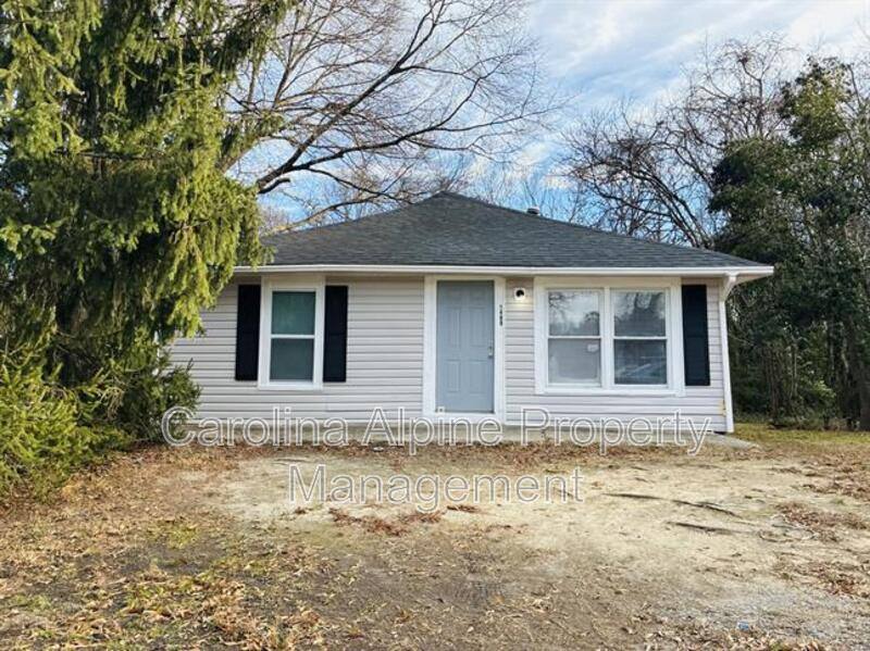 House for rent at 1409 Ware Ave, Gastonia, NC 28052
