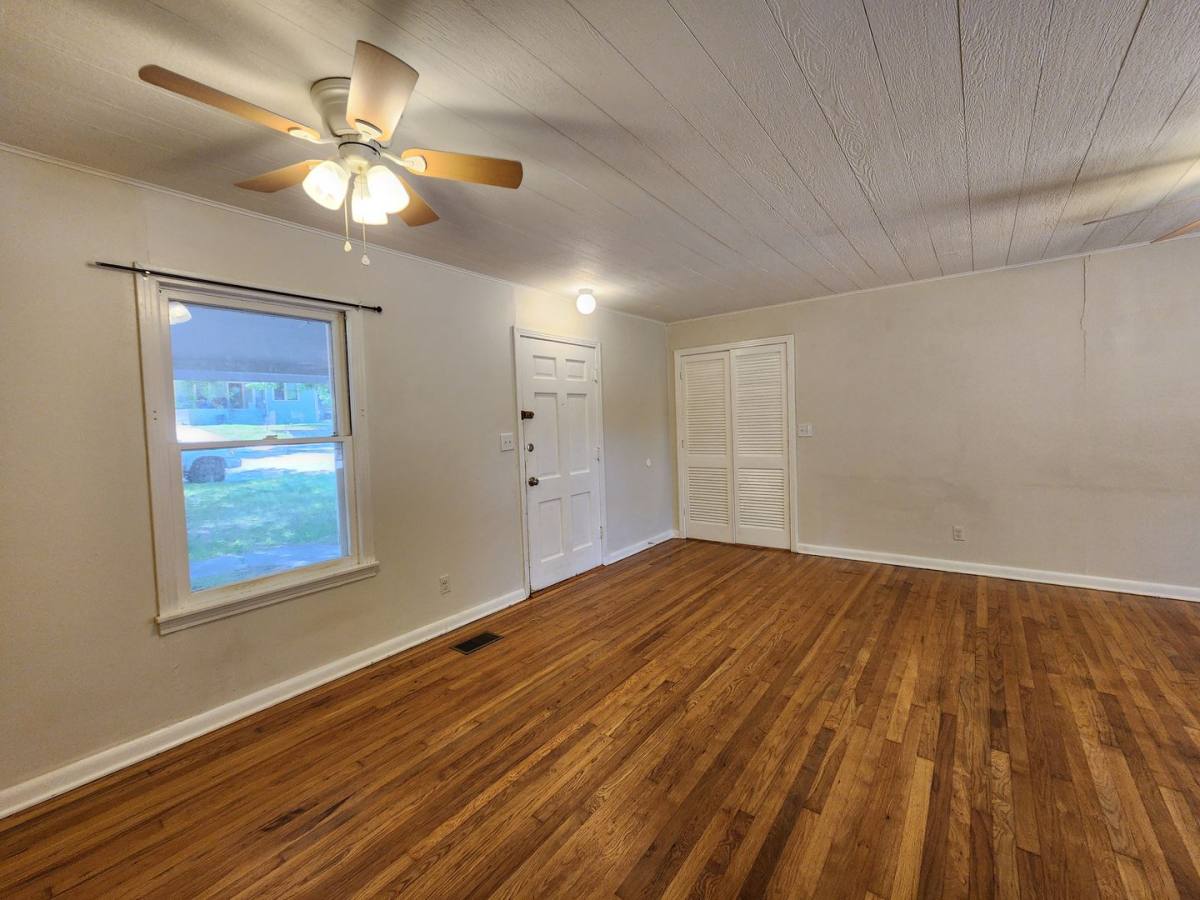 House for rent at 554 Lee St, New Braunfels, TX 78130