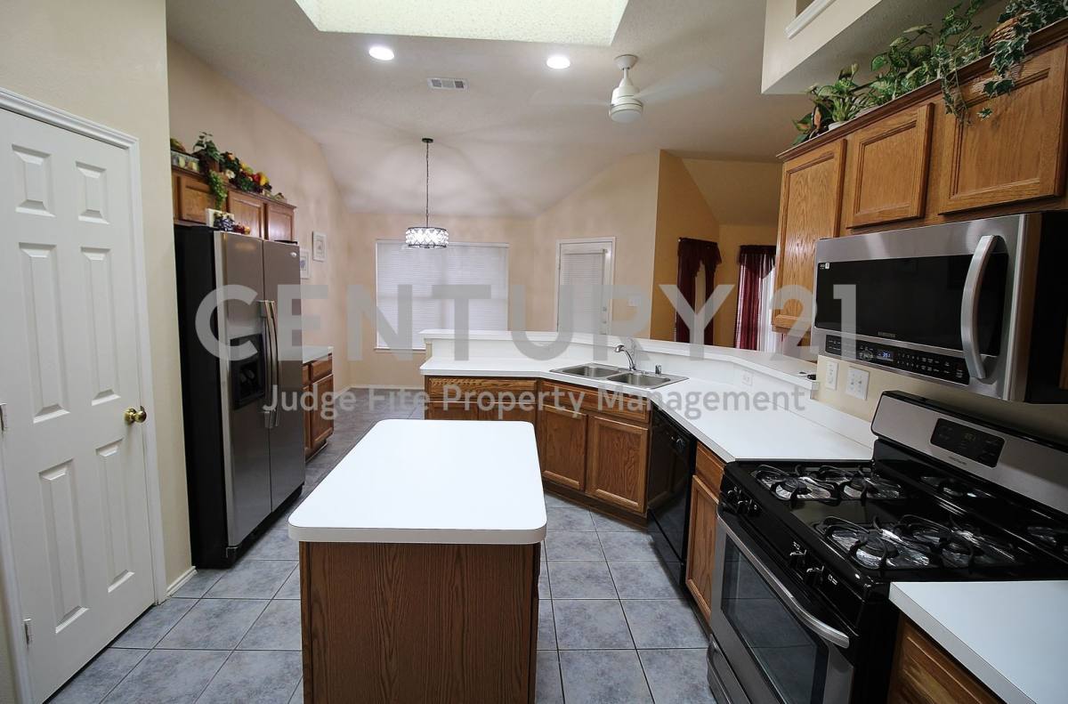House for rent at 1507 Goodwin Dr, Mesquite, TX 75149
