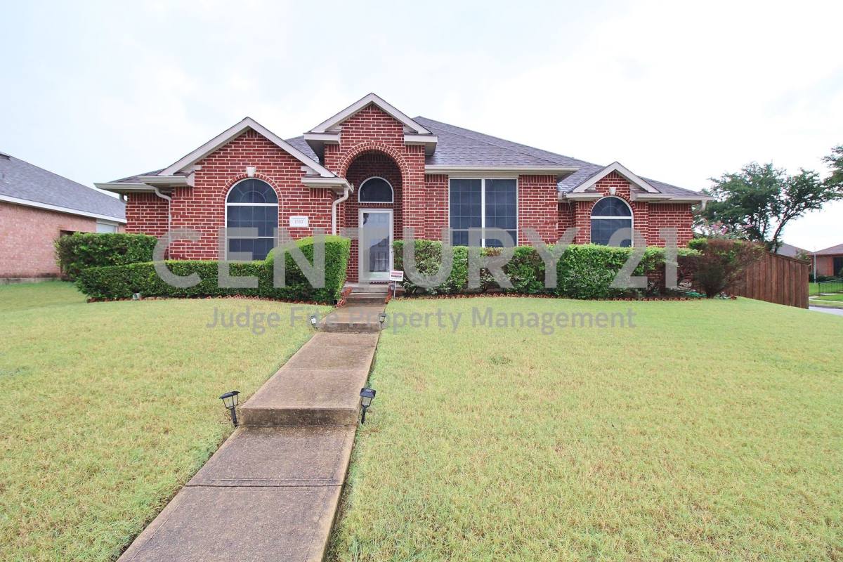 House for rent at 1507 Goodwin Dr, Mesquite, TX 75149