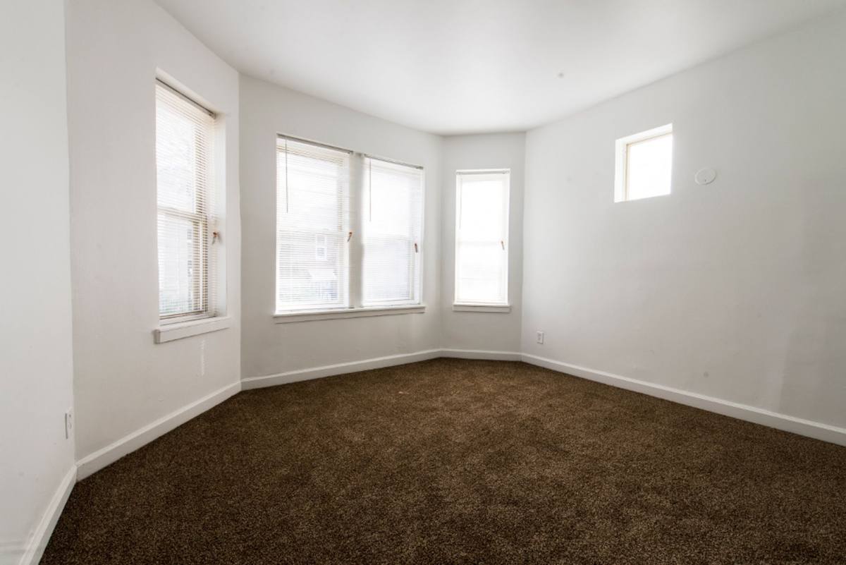 Apartment for rent at 1236-40 S Lawndale Ave, Chicago, IL 60623