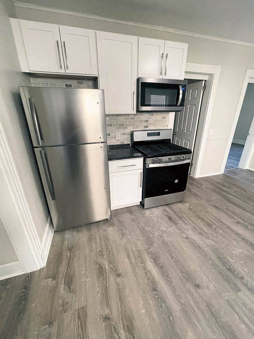 Apartment for rent at 9-11 May St, New Haven, CT 06511