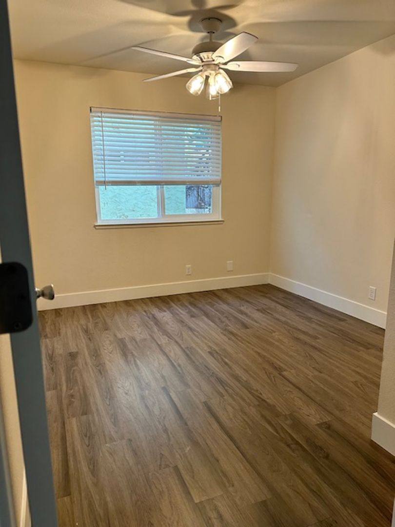 Townhouse for rent at 747 W 4th Ave, Chico, CA 95926