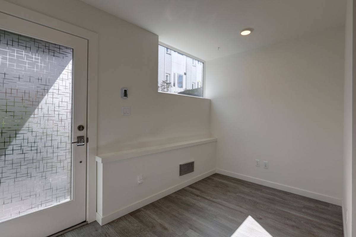 Townhouse for rent at 1330 E Spring St, Seattle, WA 98122