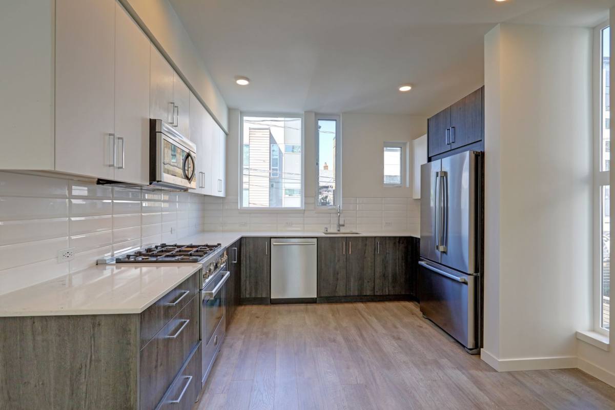 Townhouse for rent at 1330 E Spring St, Seattle, WA 98122