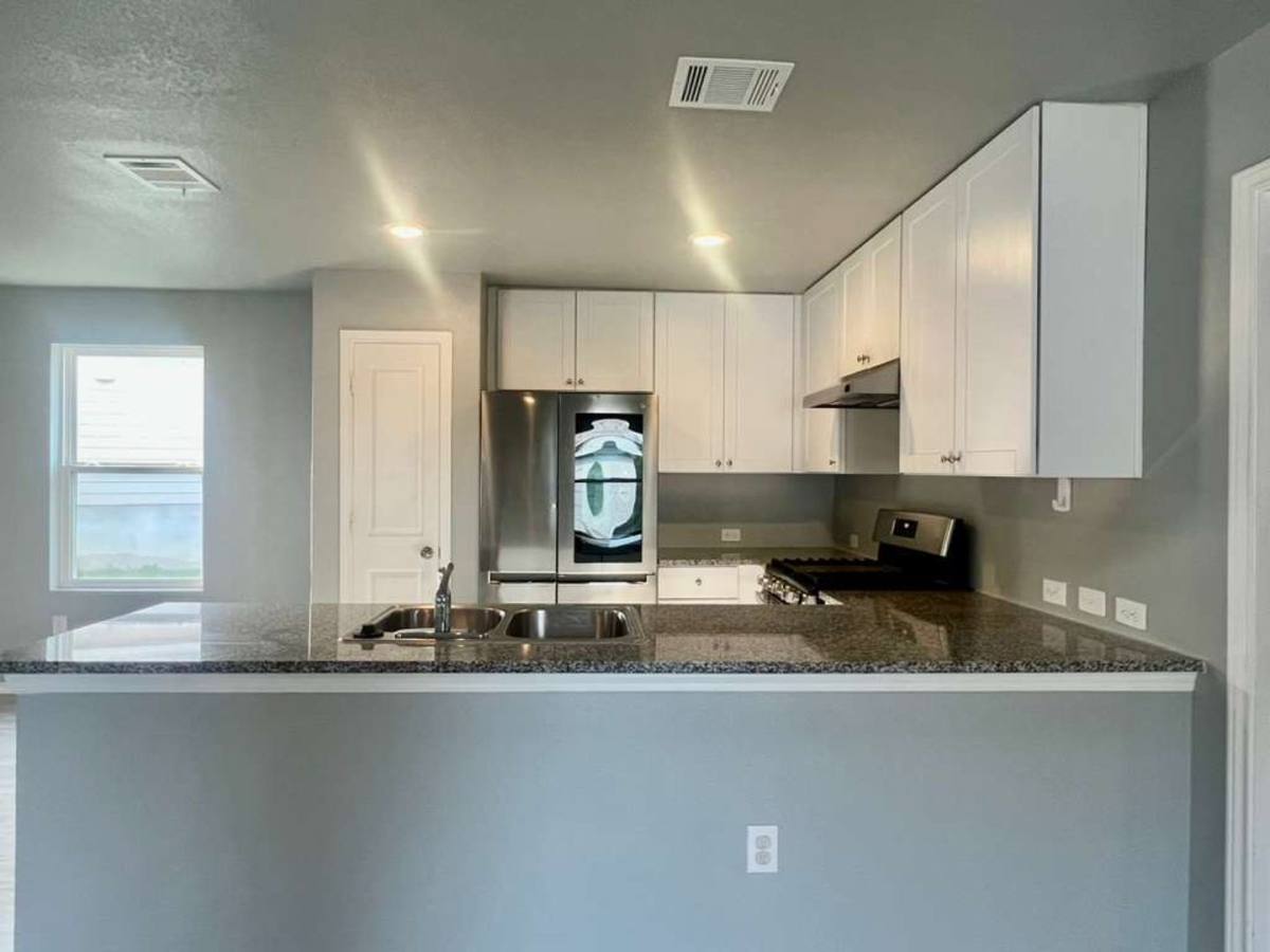 House for rent at 10239 Robbins Creek, San Antonio, TX 78245