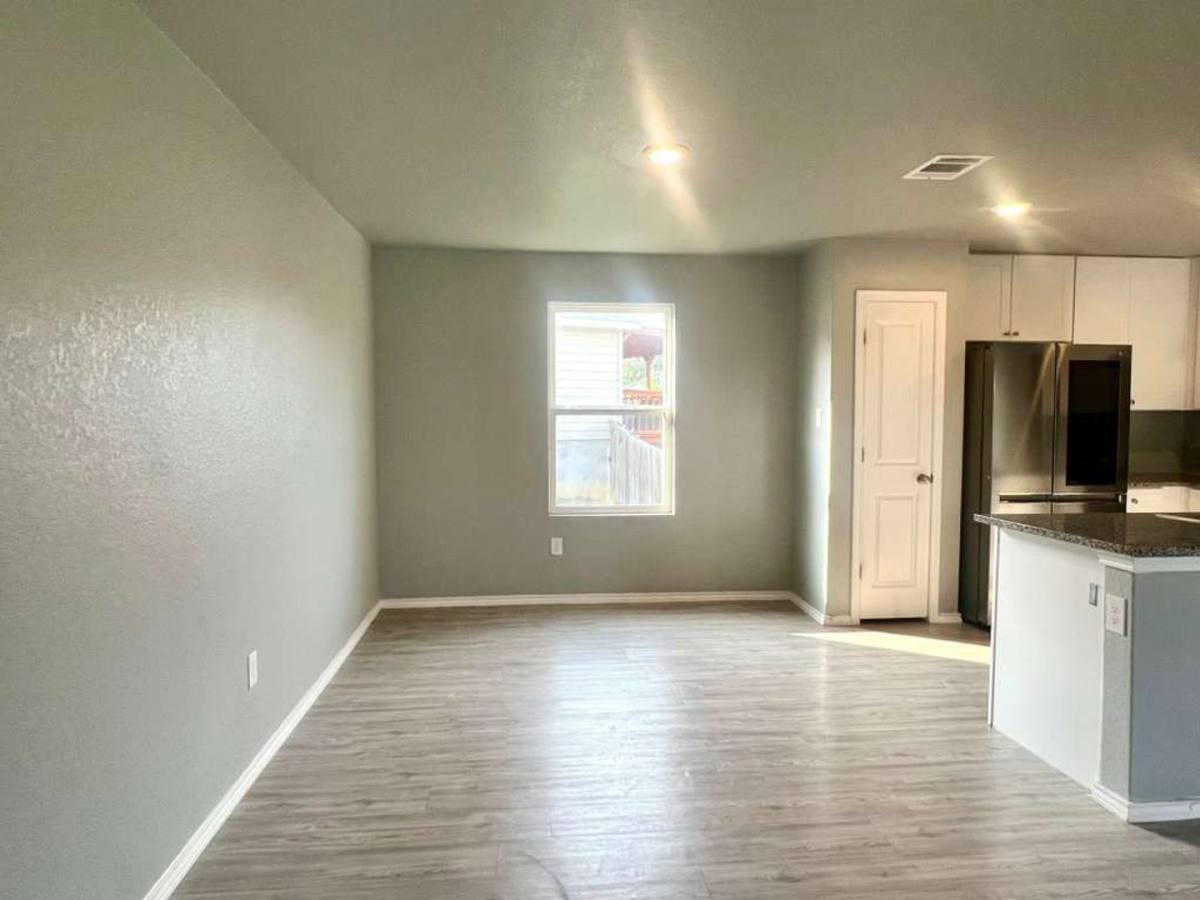 House for rent at 10239 Robbins Creek, San Antonio, TX 78245