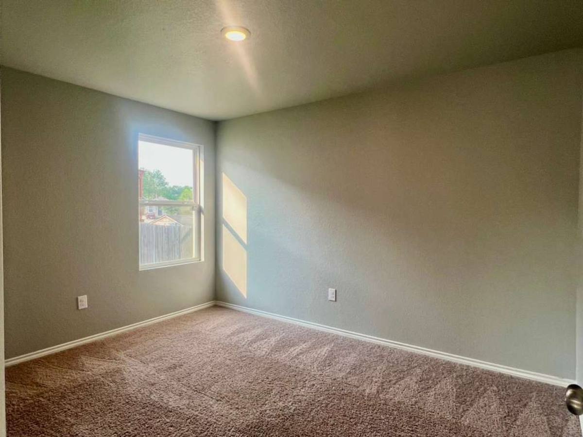 House for rent at 10239 Robbins Creek, San Antonio, TX 78245