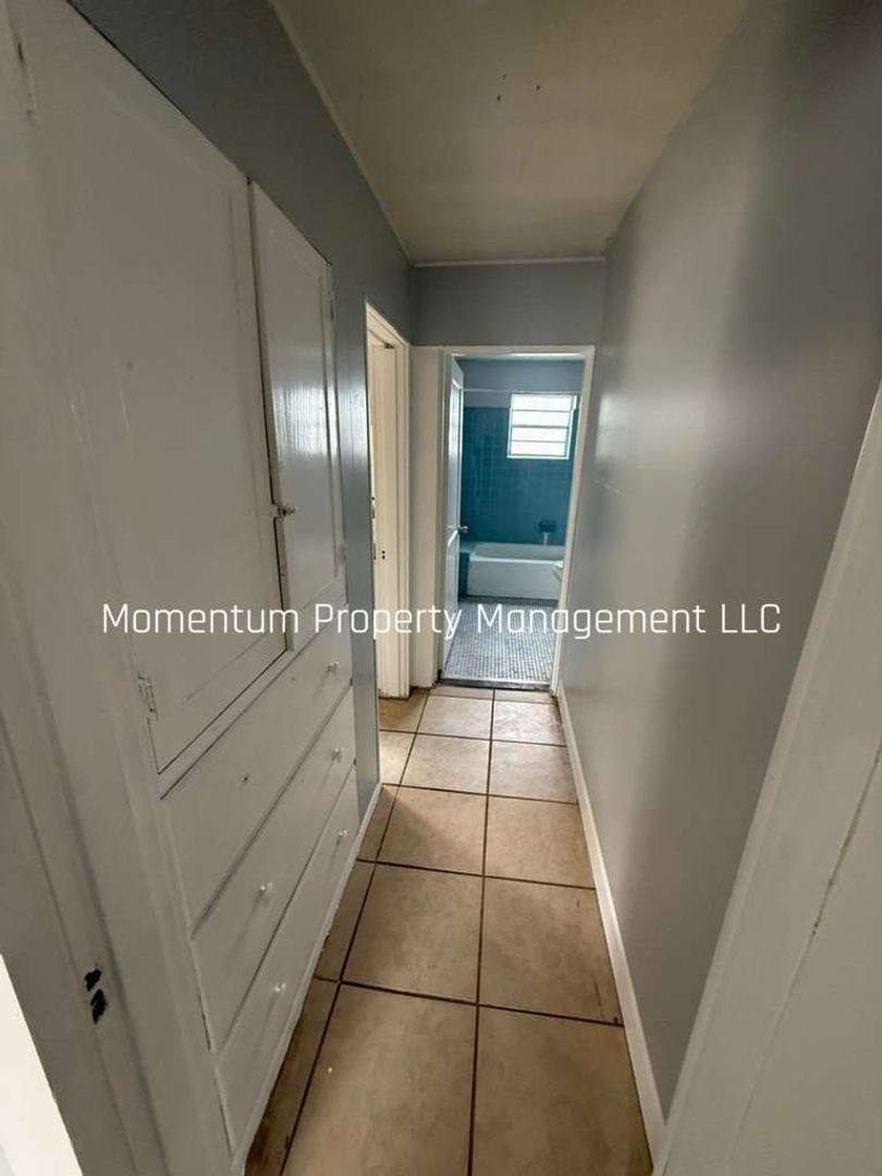 Apartment for rent at 953 12th Ave S, Saint Petersburg, FL 33705