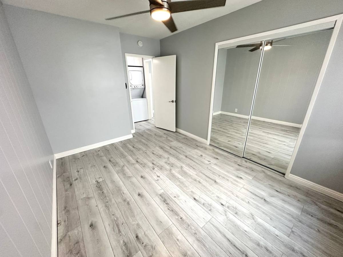 Apartment for rent at 22 60th Place, Long Beach, CA 90803