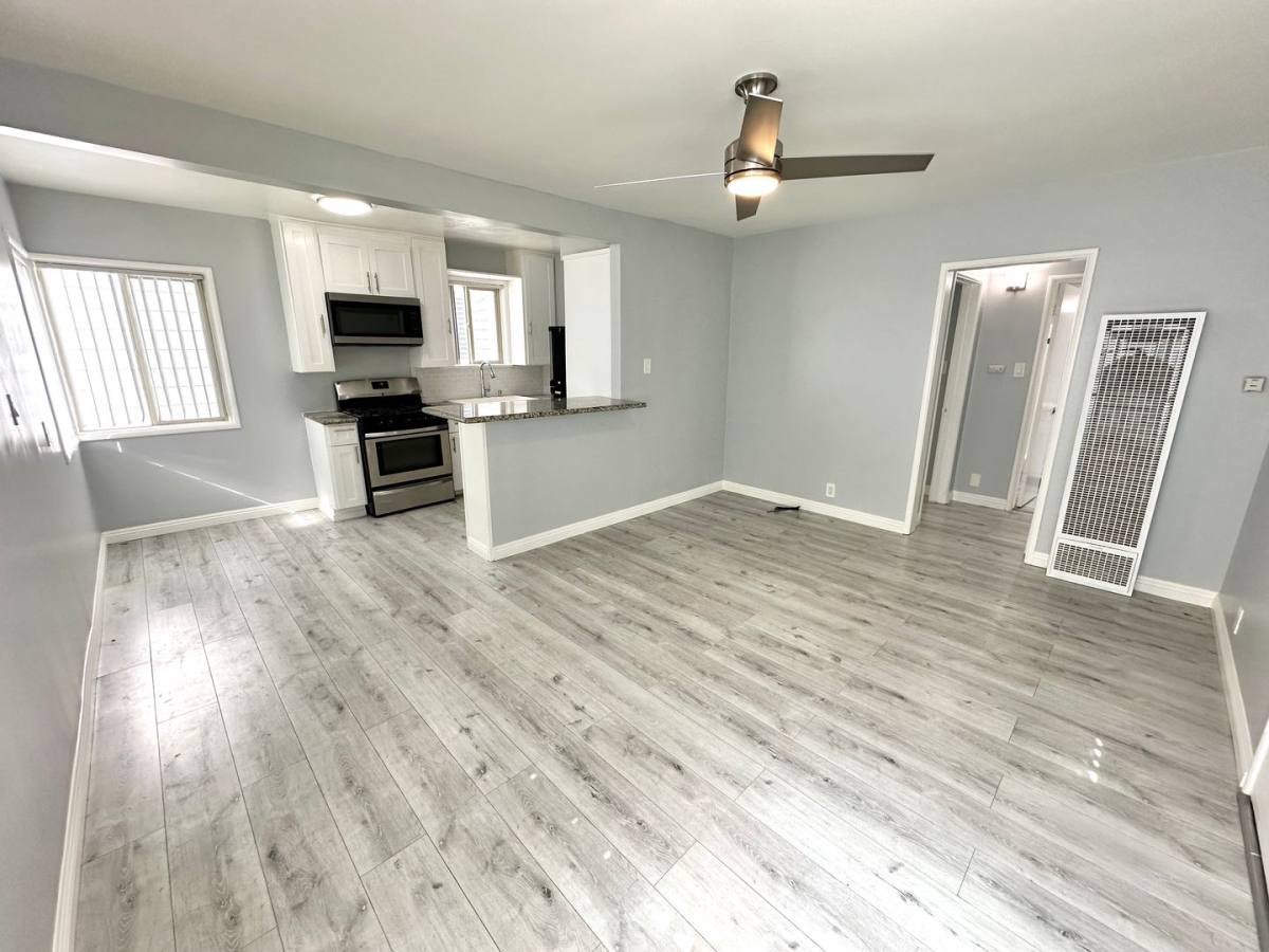 Apartment for rent at 22 60th Place, Long Beach, CA 90803