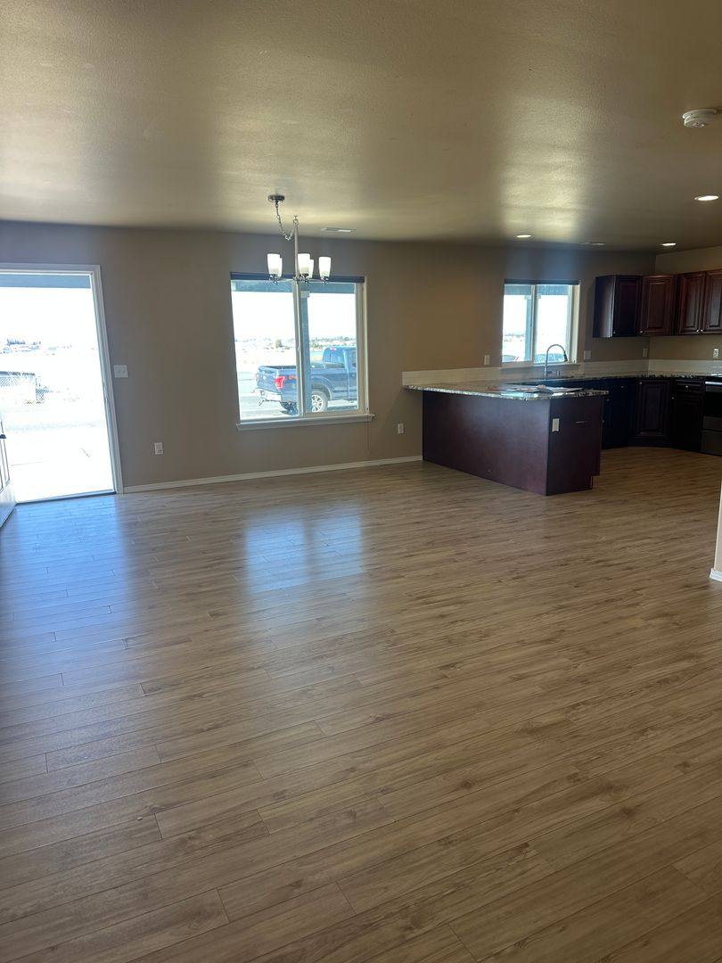 Apartment for rent at 1805 W Marina Dr, Moses Lake, WA 98837