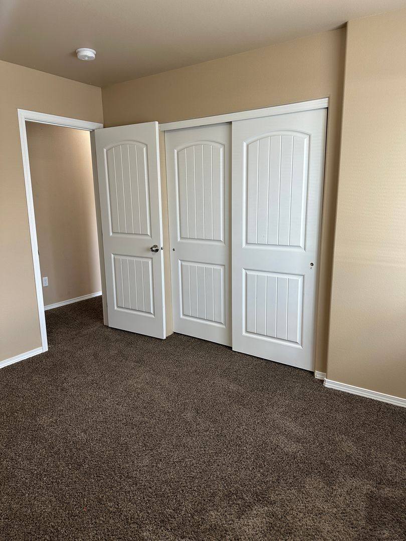 Apartment for rent at 1805 W Marina Dr, Moses Lake, WA 98837