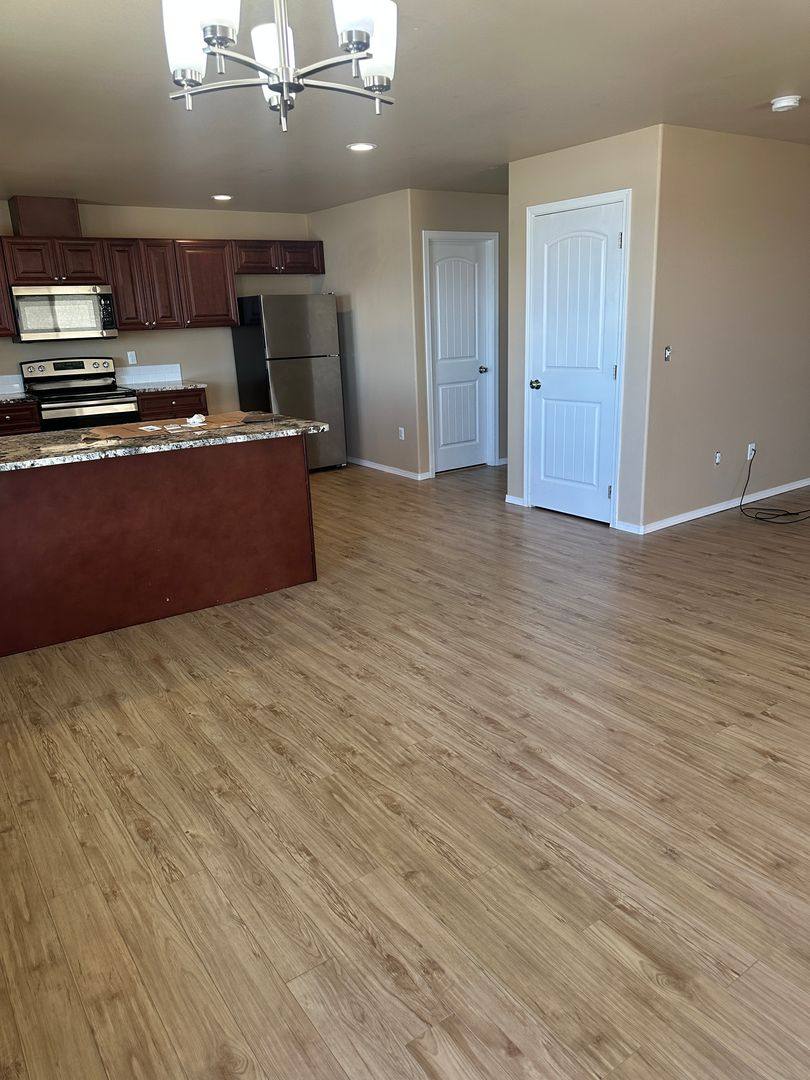 Apartment for rent at 1805 W Marina Dr, Moses Lake, WA 98837