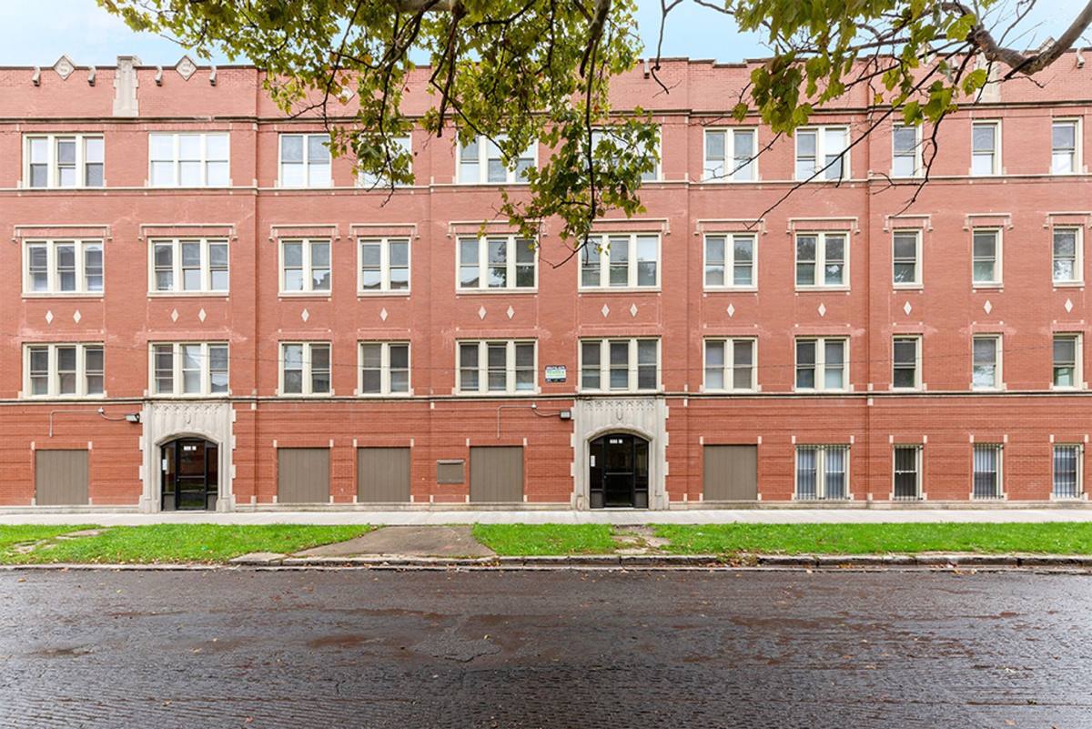 Apartment for rent at 8001-8003 S Muskegon Ave, Chicago, IL 60617