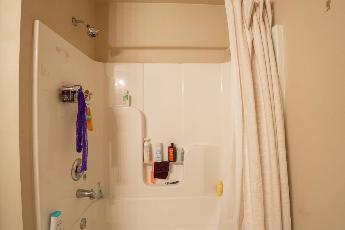 Apartment for rent at 501 N 20th St, Milwaukee, WI 53233