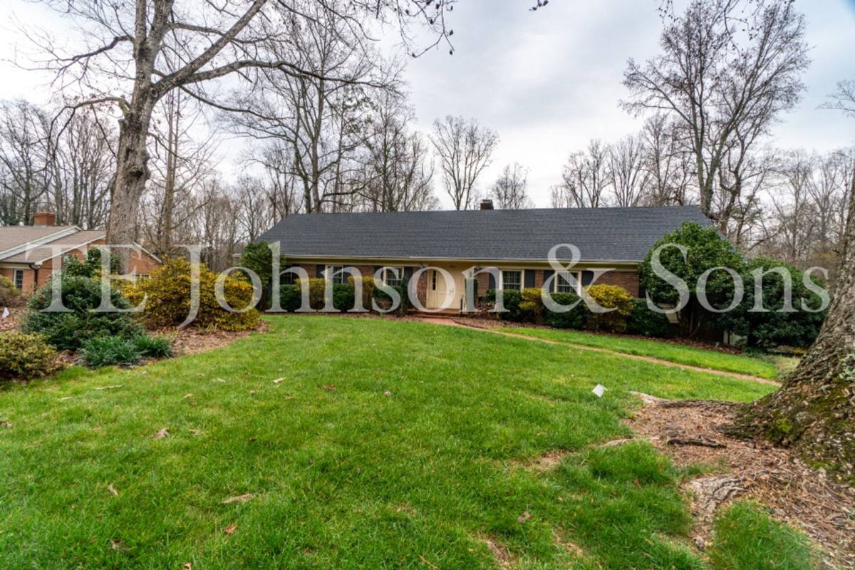 House for rent at 3520 Kirklees Rd, Winston Salem, NC 27104