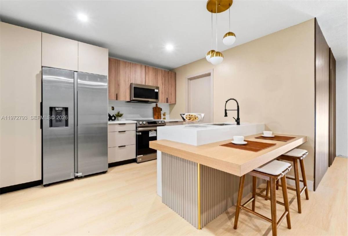 House for rent at 1905 NW 62nd Terrace, Pompano Beach, FL 33063