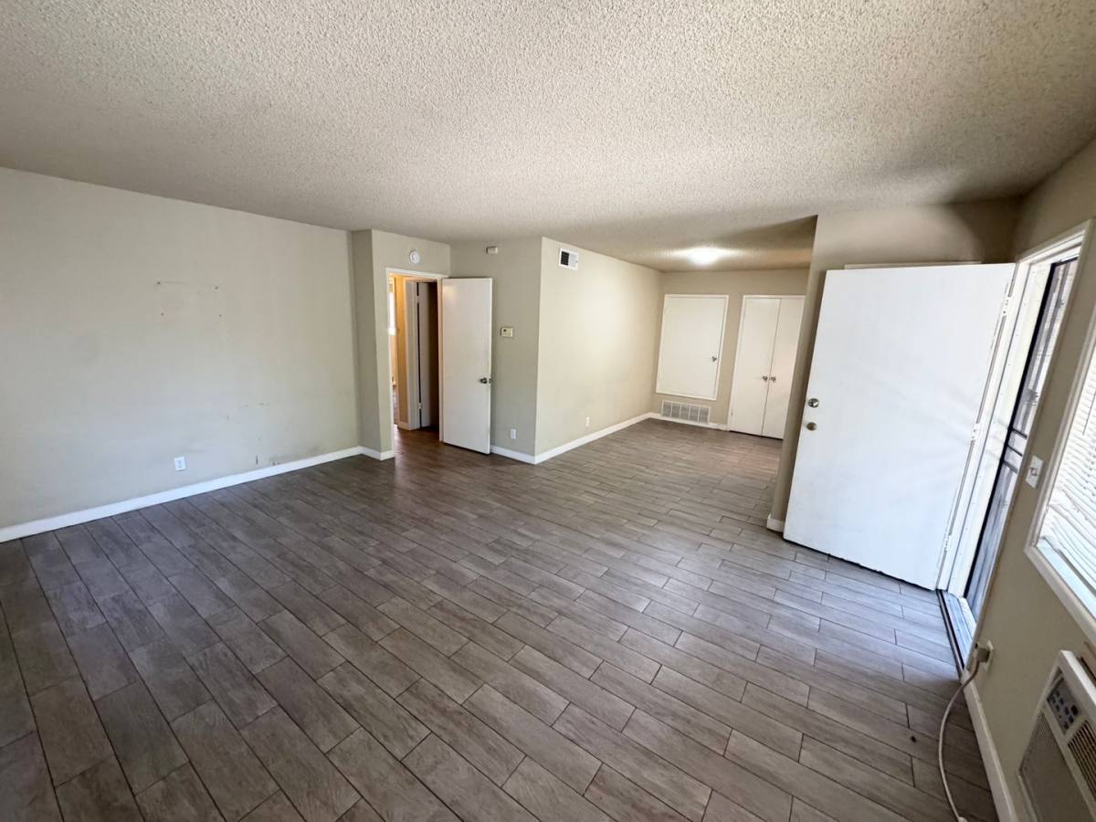 Apartment for rent at 10743 Magnolia Ave, Anaheim, CA 92804
