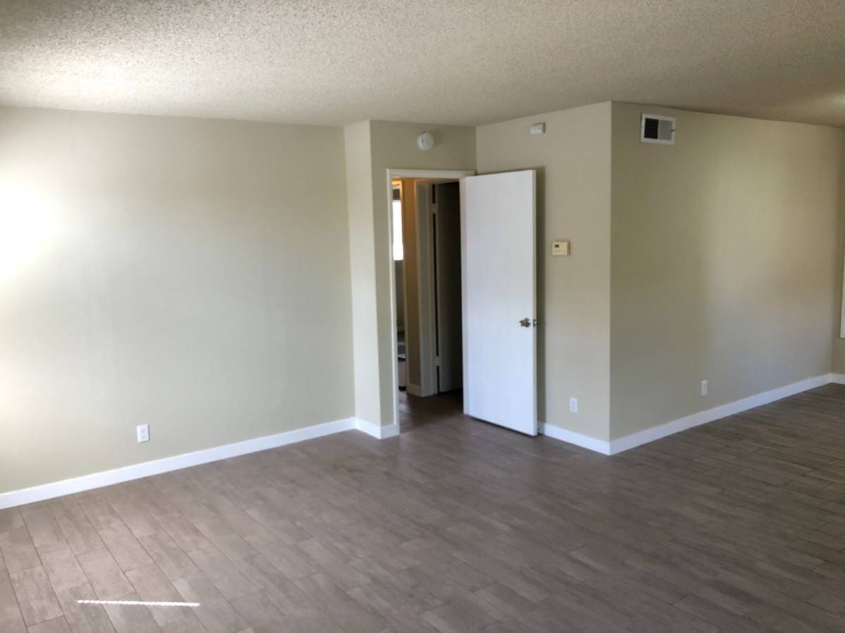 Apartment for rent at 10743 Magnolia Ave, Anaheim, CA 92804