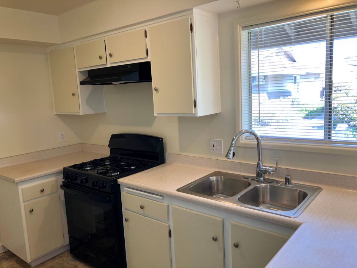 Apartment for rent at 10743 Magnolia Ave, Anaheim, CA 92804