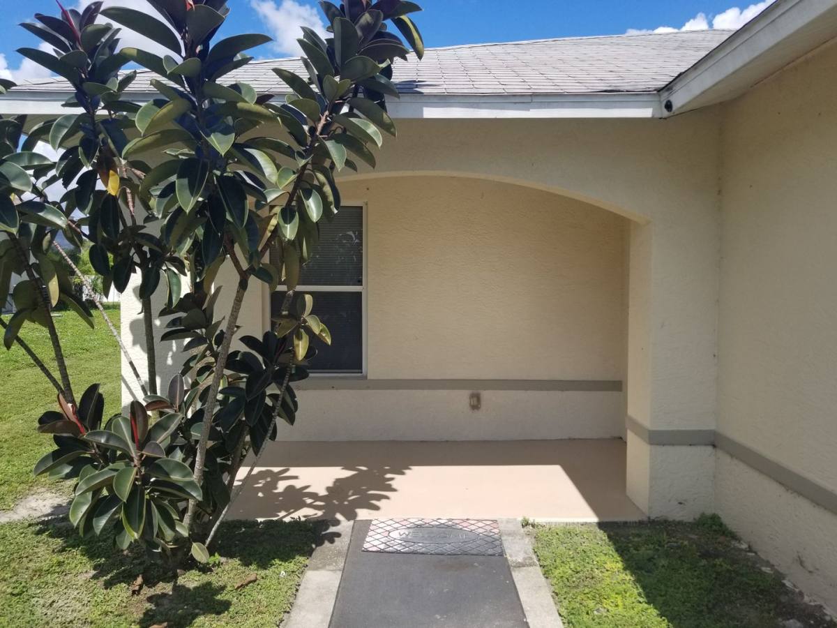 Townhouse for rent at 527 Hancock Bridge Parkway, Cape Coral, FL 33990