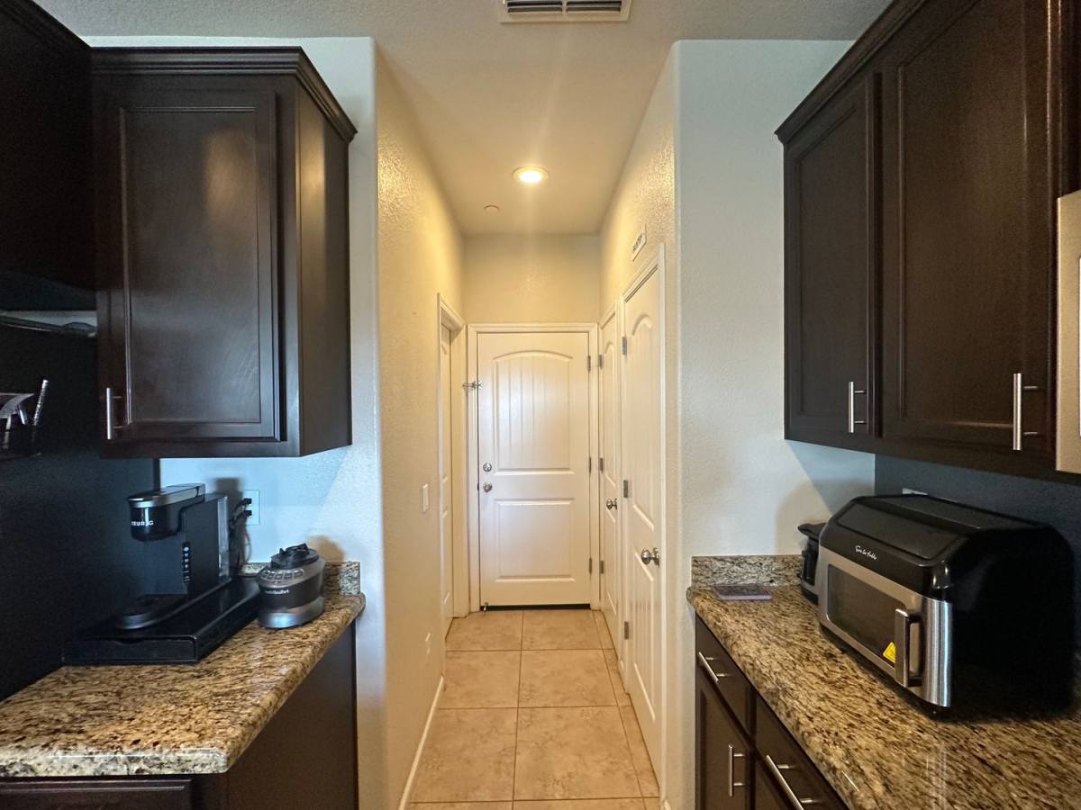 House for rent at 1453 Rosy Dawn Lane, Manteca, CA 95337