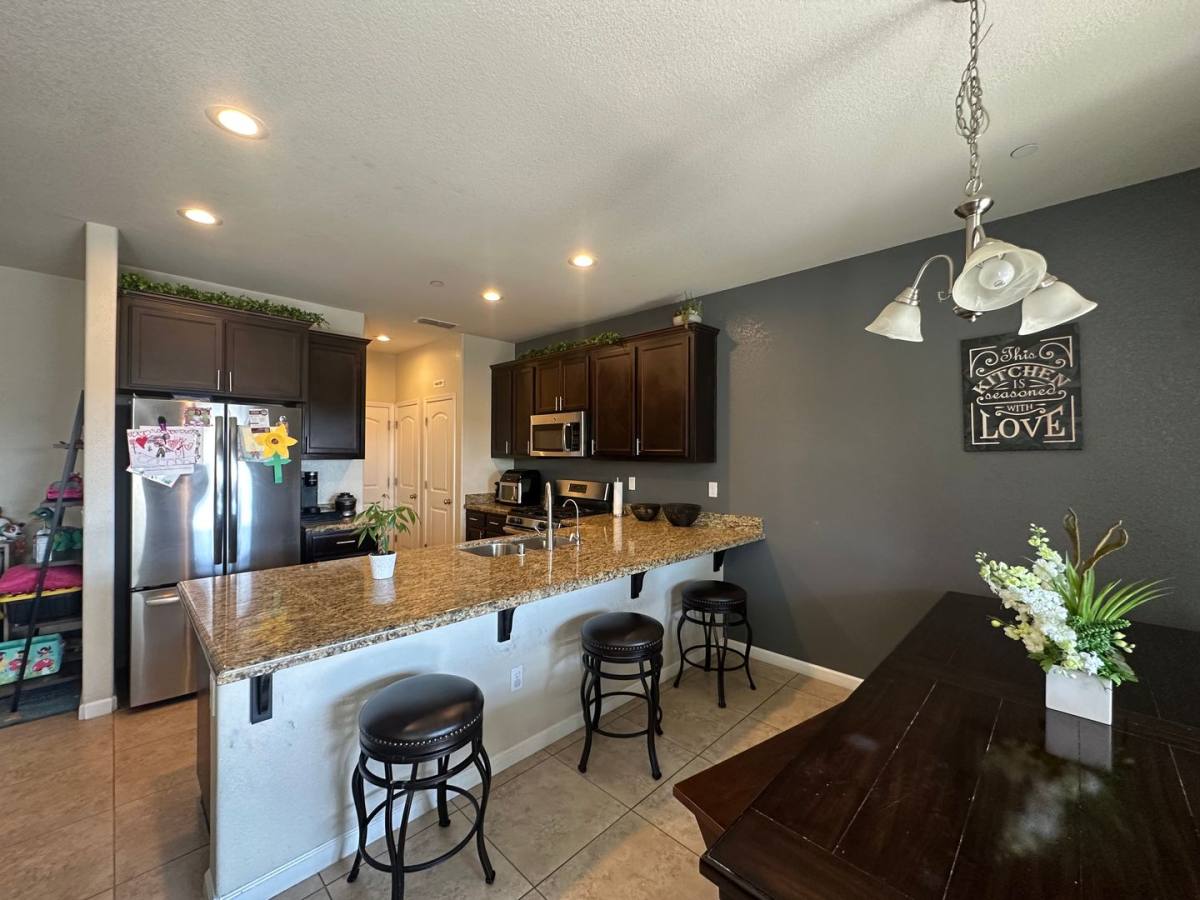 House for rent at 1453 Rosy Dawn Lane, Manteca, CA 95337