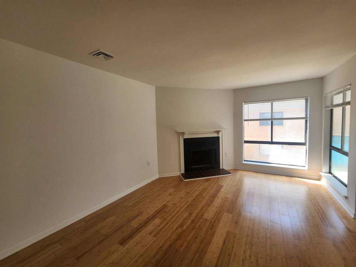 Condo for rent at 4900 Spring Lake Dr, Charlotte, NC 28212