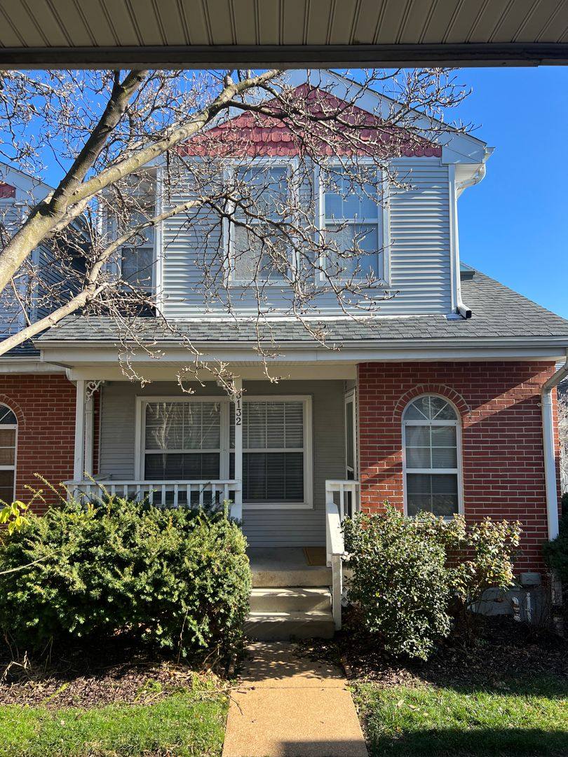 Townhouse for rent at 3132 Park Hampton Court, Saint Louis, MO 63139