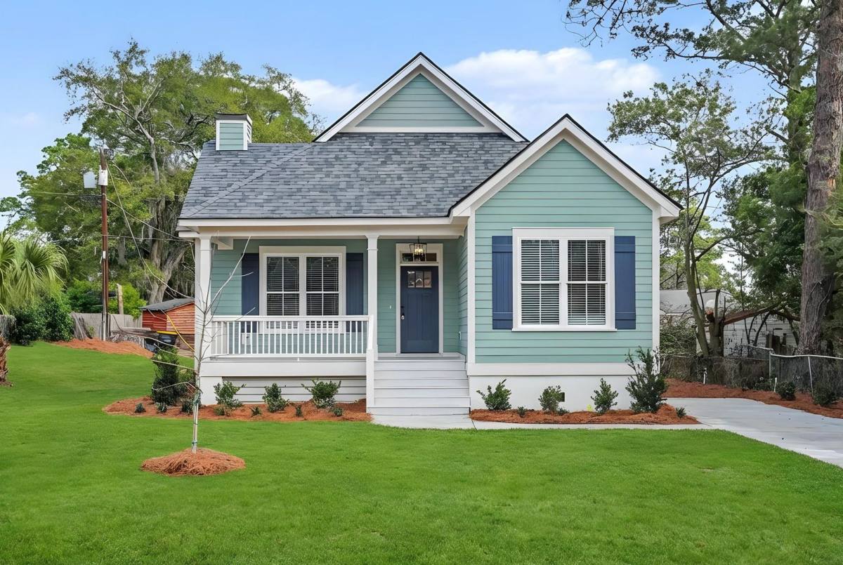 House for rent at 1534 E 53rd St, Savannah, GA 31404