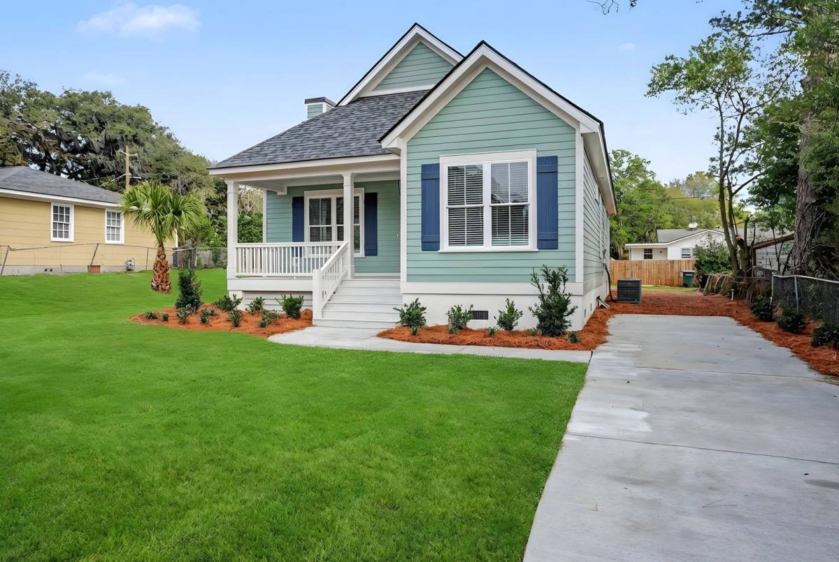 House for rent at 1534 E 53rd St, Savannah, GA 31404