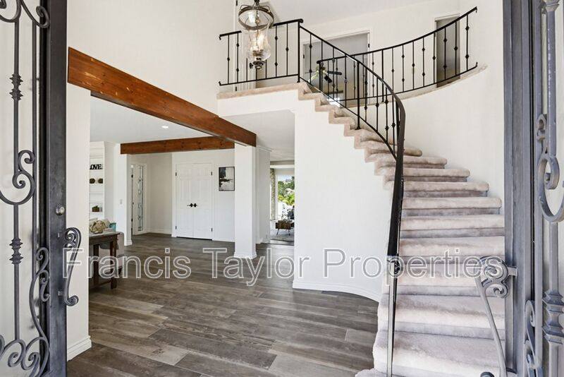 House for rent at 29059 Meadow Glen Way W, Escondido, CA 92026