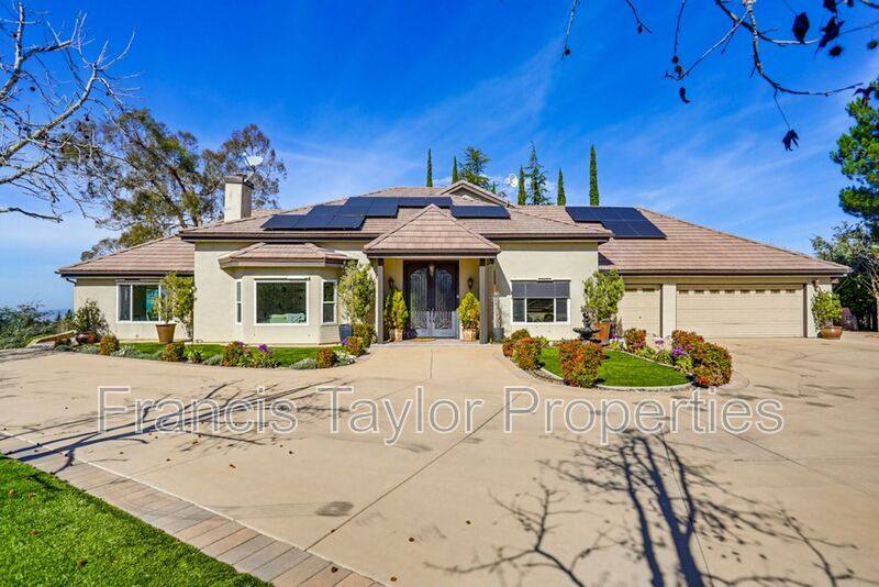 House for rent at 29059 Meadow Glen Way W, Escondido, CA 92026