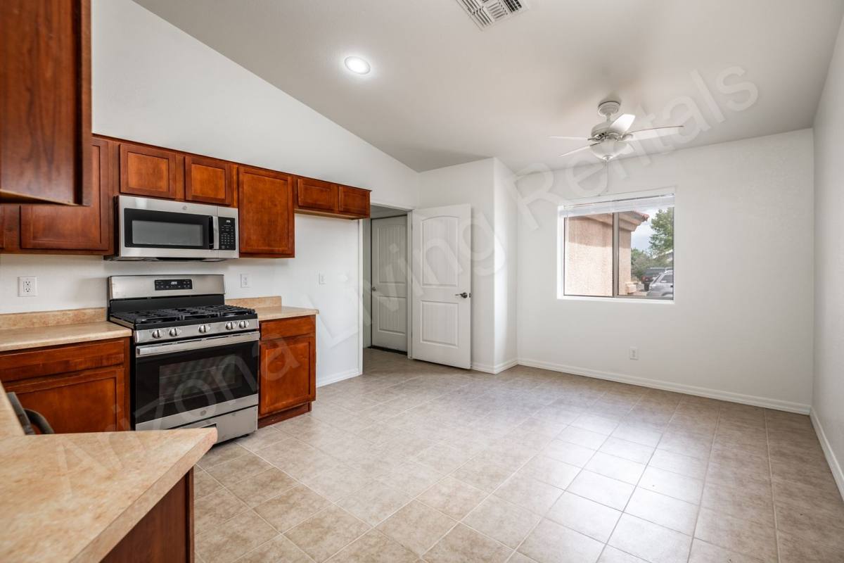 2855 N Melody St, Kingman, AZ 86401 - House for Rent - Image 8