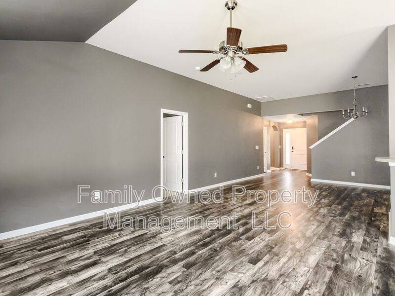 House for rent at 266 Mayfield Dr, Goose Creek, SC 29445